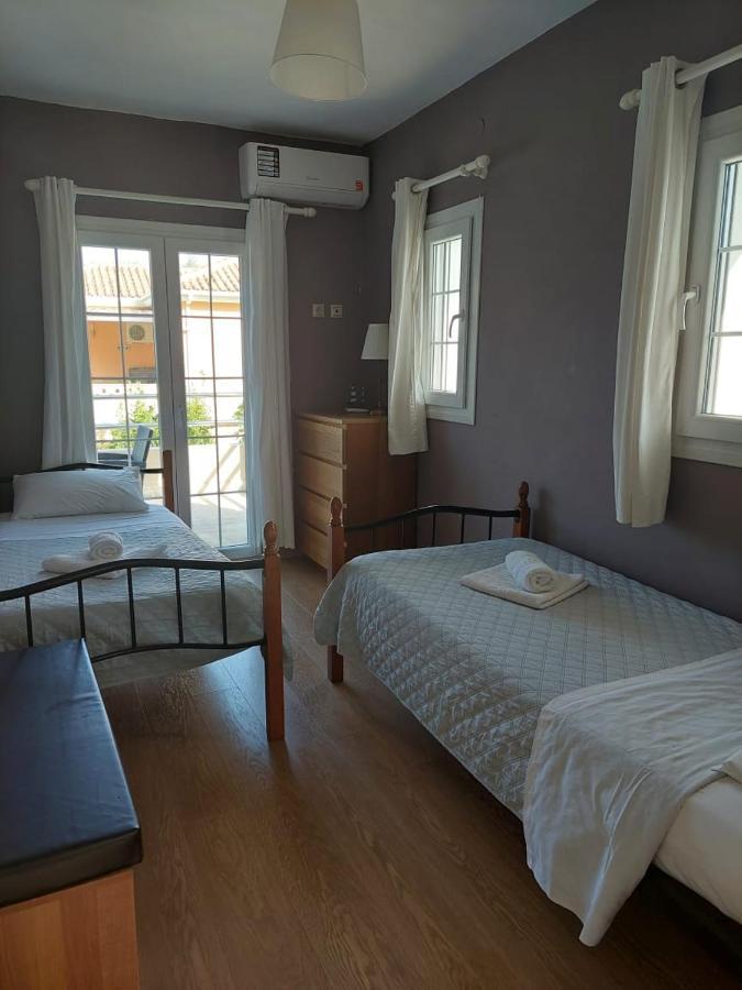 Villa Morris Nydrí Eksteriør bilde