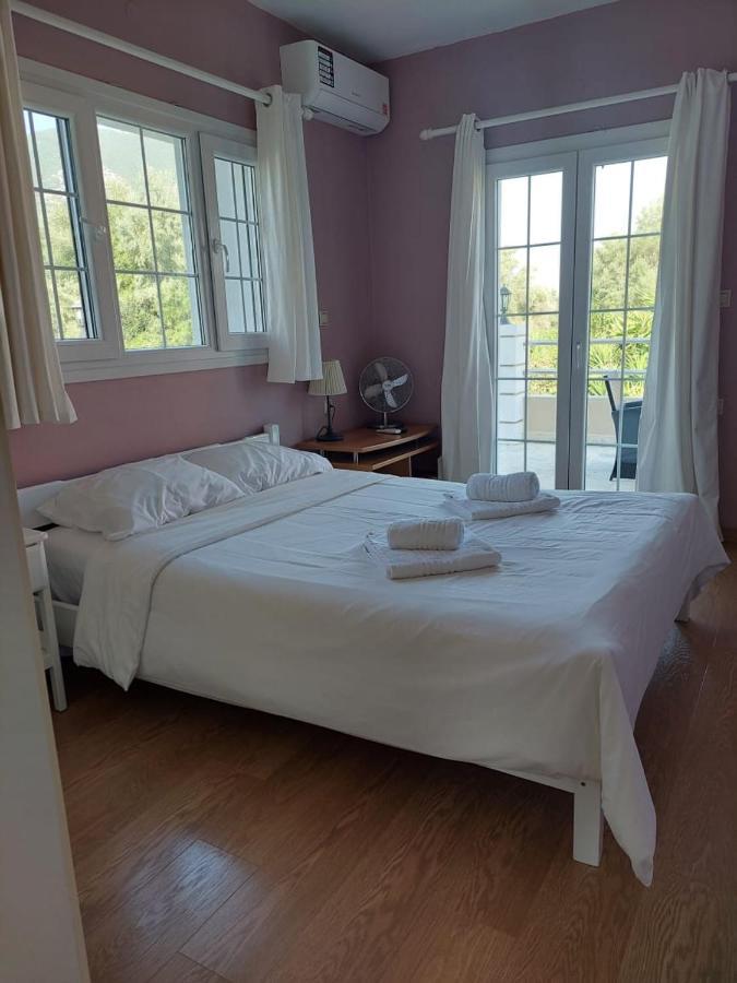 Villa Morris Nydrí Eksteriør bilde